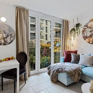 https://boutique-downtown-kingsize-700mbps-workspace.hotelsbaselswitzerland.com