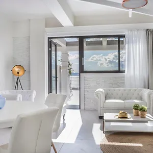https://suites-minetos.kefaloniahotels.net